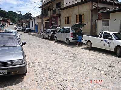 CENTRO RUA GOVERNADOR VALADARES - JAGUARAU - MG