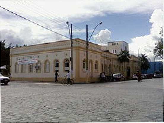 PREFEITURA MUNICIPAL-FOTO:RMULO HENOK - JANURIA - MG