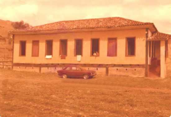 FAZENDA DO BONFIM , POR JOS LUIZ R FERREIRA - JEQUERI - MG