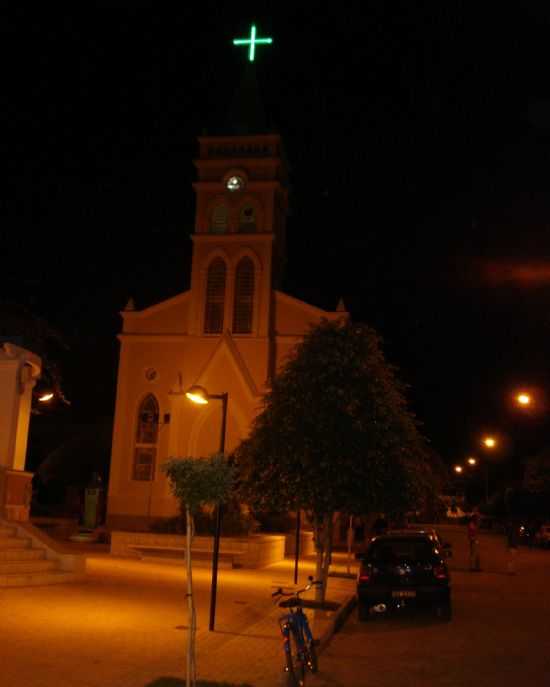 IGREJA MATRIZ DE SANTANNA, POR WAGNER TELLES RODRIGUES - JEQUERI - MG