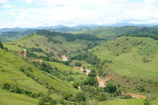 VISTA DO PASTO DE AFONSO COELHO JEQUERI AO FUNDO, POR VINCIUS VR - JEQUERI - MG