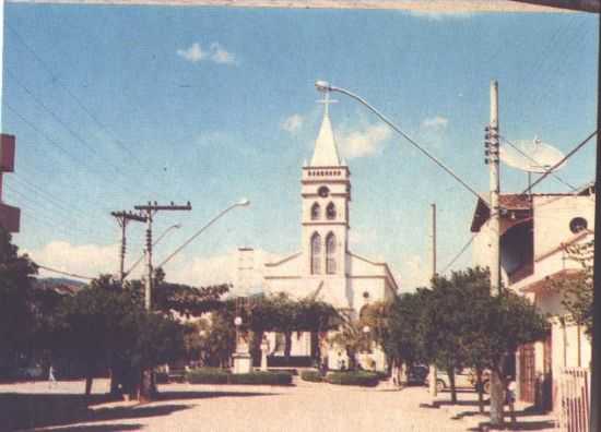 PRAA PRINCIPAL DE JEQUERI, POR JOS LUIZ R FERREIRA - JEQUERI - MG