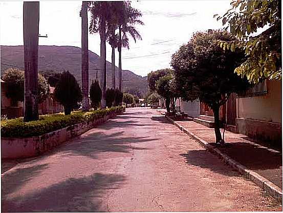 AVENIDA EM JOAQUIM FELCIO-MG-FOTO:WSPERDIGAO - JOAQUIM FELCIO - MG
