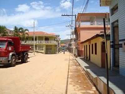 RUA DA CIDADE-FOTO:GILDAZIO FERNANDES - JOS GONALVES DE MINAS - MG