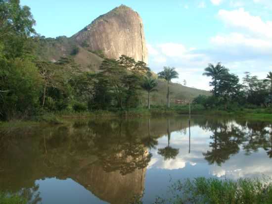 LADAINHA-MG-PEDRA DA LADAINHA-FOTO:MILTON TURBIO GOMES - LADAINHA - MG