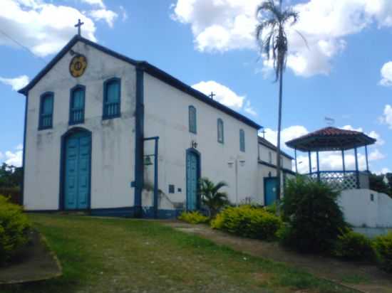 IGREJA E CORETO, POR DBORA ROCHA - LAGOA BONITA - MG