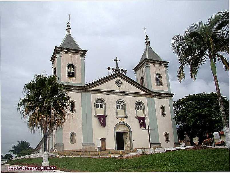 LAGOA DOURADA-MG-MATRIZ DE SANTO ANTNIO DE PDUA-FOTO:VICENTE A. QUEIROZ - LAGOA DOURADA - MG