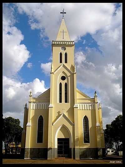 IGREJA DE N.S.DA PIEDADE-FOTO:JEAN LIMA - LAGOA FORMOSA - MG
