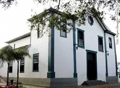 IGREJA DO ROSRIO FOTO
WAGNER RAIMUNDO GONALVES  - LAVRAS - MG