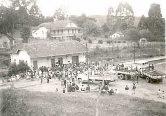 FOTO ANTIGA DE LIBERDADE MG, POR ROBERTO DA SILVA DINIZ - LIBERDADE - MG