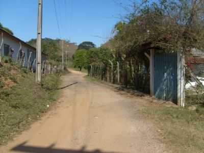 LIMA DUARTE-MG-ESTRADA DAS PEROBAS, POR MARCOS - LIMA DUARTE - MG