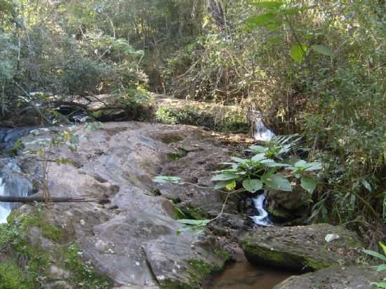 CACHOEIRINHA DO CALANGO, POR MARCOS - LIMA DUARTE - MG