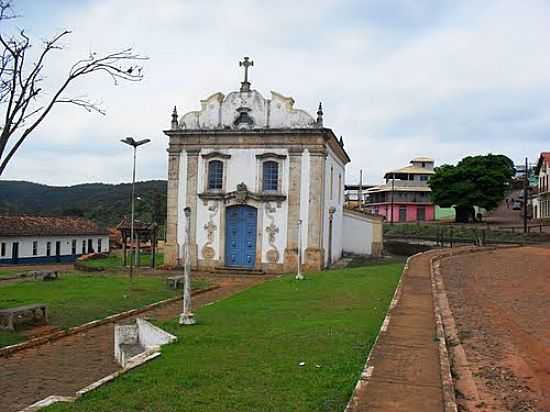 PRAA E IGREJA DE N.SRA.DA SOLEDADE-FOTO:SOUEXCEL - LOBO LEITE - MG