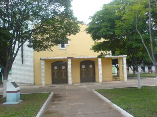 IGREJA DE LONTRA, POR WESLEY MENDES - LONTRA - MG