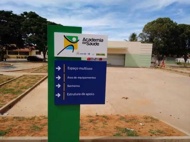 ACADEMIA DA SADE DE LONTRA., POR INGRID NAIARA - LONTRA - MG