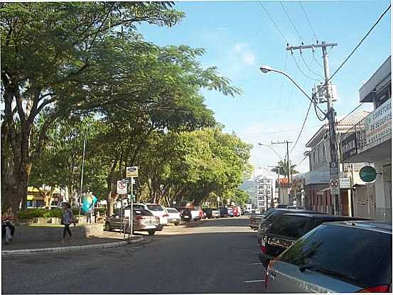 PRAA ANTNIO CARLOS, POR JOS AUGUSTO BRIGAGO - MACHADO - MG