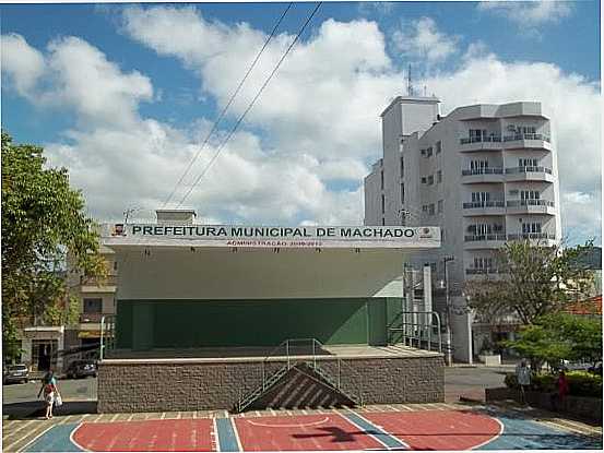 PRAA ANTNIO CARLOS EPIDAURO, POR JOS AUGUSTO BRIGAGO - MACHADO - MG