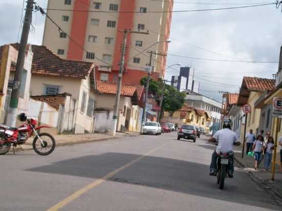 RUA ARTHUR XAVIER PEDROSO, POR JOS AUGUSTO BRIGAGO - MACHADO - MG