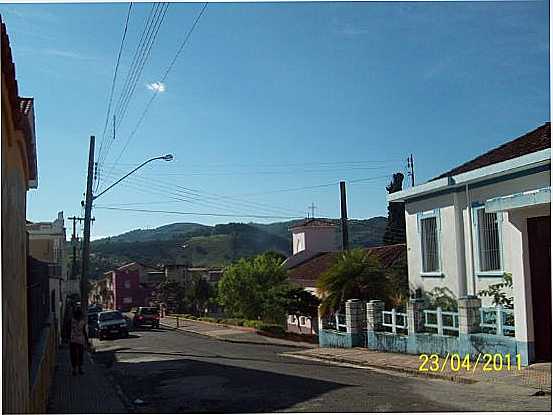 MACHADO, POR ANA HORTA - MACHADO - MG