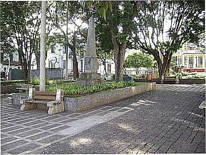 PRAA ANTONIO CARLOS POR CRISTIANO - BH - MACHADO - MG