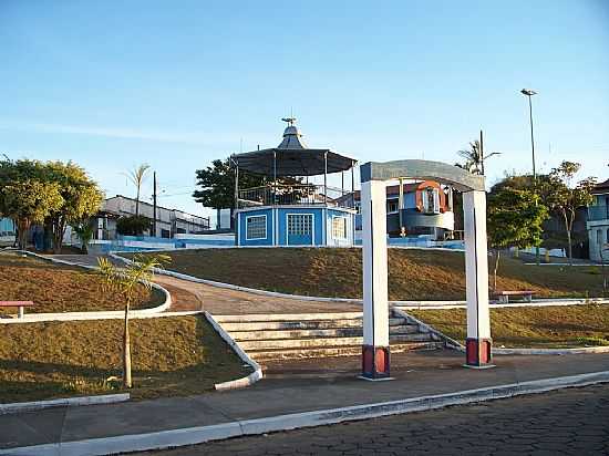 MADRE DE DEUS DE MINAS-MG-ARCO E CORETO NA PRAA CENTRAL-FOTO:BRUNO CARVALHO LEAL - MADRE DE DEUS DE MINAS - MG