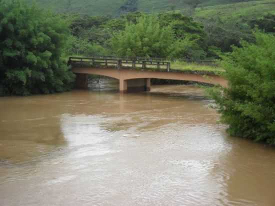 PONTE DO RIO GRANDE, POR IRACY DE OLIVEIRA YAMAMOTO - MADRE DE DEUS DE MINAS - MG