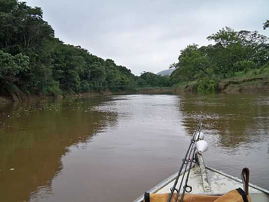 MADRE DE DEUS DE MINAS-MG-RIO AIRUOCA-FOTO:RONALDO C.L - MADRE DE DEUS DE MINAS - MG