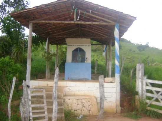 CAPELA RELIGIOSA, POR SANTANA - MALACACHETA - MG