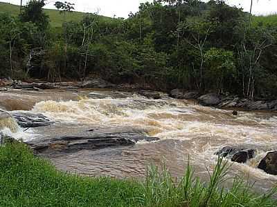 CACHOEIRA DA BOCAINA
FOTO LEONARDO R. CHRUDINA - MAR DE ESPANHA - MG