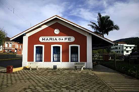 CENTRO CULTURAL  - FOTO DE SRGIO MOURO - MARIA DA F - MG