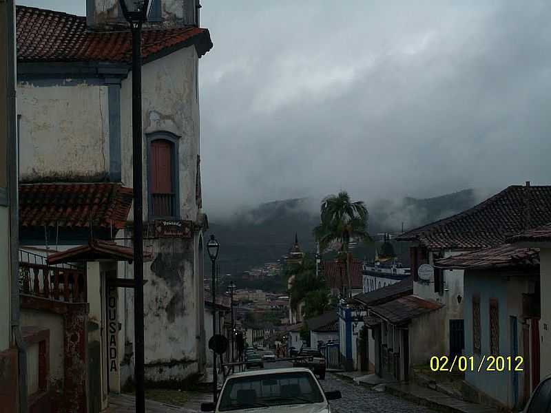 MARIANA-MG-VISTA DA RUA DOM SILVRIO-FOTO:JOSUE MARINHO - MARIANA - MG