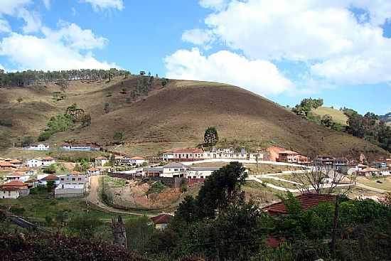 MARMELPOLIS-MG-CHEGANDO  CIDADE-FOTO:JULIOANDRADE - MARMELPOLIS - MG