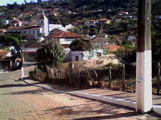 POR MESSIAS DILSON DE OLIVEIRA - MATERLNDIA - MG
