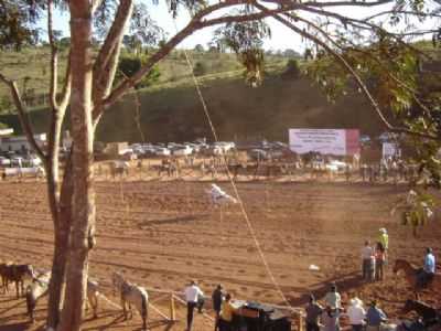 PARQUE DE EXPOSIO - POR JULIANO - MATERLNDIA - MG