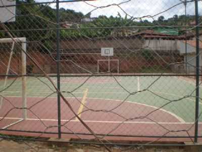 QUADRA  MUNICIPAL -  POR AN  MARIA - MATERLNDIA - MG