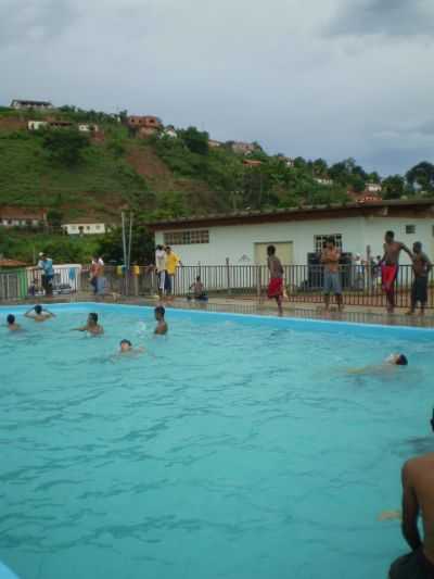 CLUBE   - POR ANA  MARIA - MATERLNDIA - MG
