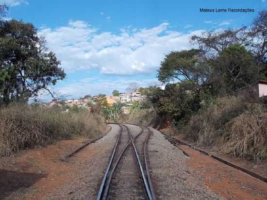 ESTRADA FRREA EM MATEUS LEME, POR ISA - MATEUS LEME - MG