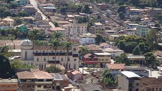 IGREJA MATRIZ E CENTRO DA CIDADE-FOTO:GILBERTO DE OLIVEIRA - MATIP - MG