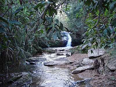 CACHOEIRA DO MIGUEL POR NAMITALA - MEDEIROS - MG