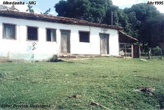 IGREJA DA CONGREGAO CRIST DO BRASIL EM MENDANHA-FOTO:CONGREGAO CRIST.NET - MENDANHA - MG