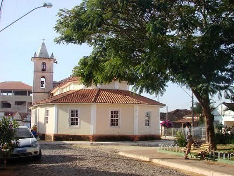 IMAGENS  DA LOCALIDADE MERCS DE GUA LIMPA DISTRITO DE SO TIAGO - MG - MERCS DE GUA LIMPA - MG
