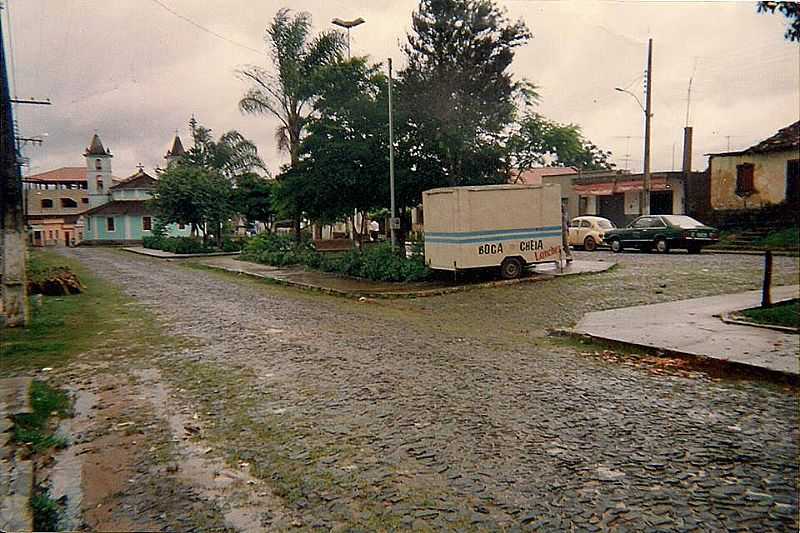 IMAGENS  DA LOCALIDADE MERCS DE GUA LIMPA DISTRITO DE SO TIAGO - MG - MERCS DE GUA LIMPA - MG