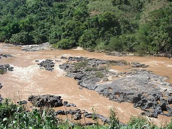 MESQUITA-MG-CACHOEIRA DO RIO SANTO ANTNIO-FOTO:WILLIAN WESTER DE SO - MESQUITA - MG