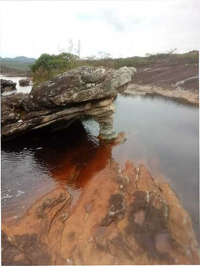 LAJEADO, POR JOO FRANCISCO FERREIRA DE JESUS - MILHO VERDE - MG