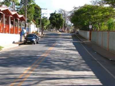 RUA PARANA, POR ZETHRAS - MINDURI - MG