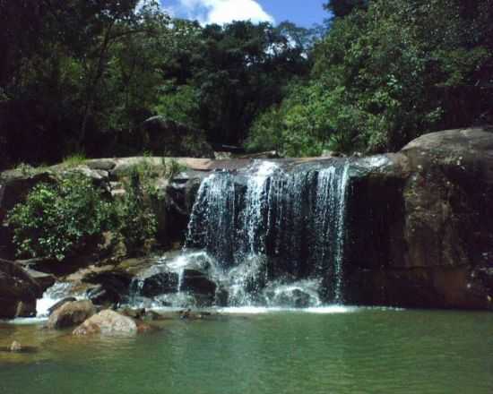 CACHOEIRA DO LIMOEIRO, POR CLOVIS - MOEDA - MG