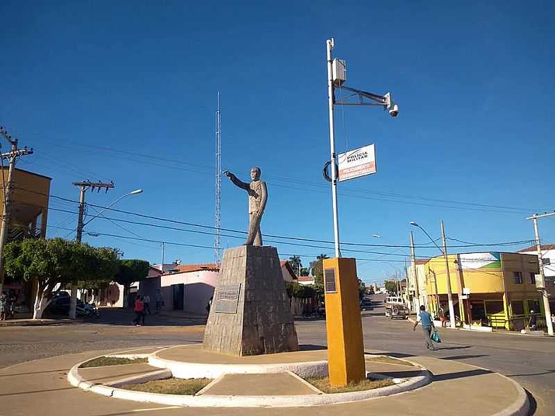 IMAGENS DA CIDADE DE MONTALVNIA - MG - MONTALVNIA - MG