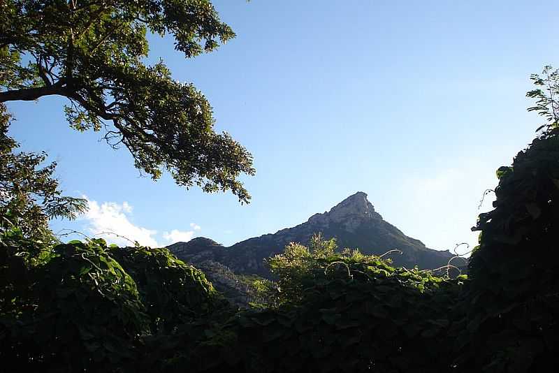 MONTE AZUL-MG-PICO DA FORMOSA-FOTO:EDIVALDO FERNANDO DOS ANJOS - MONTE AZUL - MG