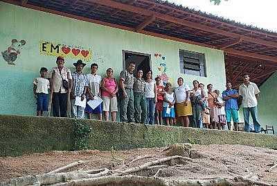 FOTO:MEDICOSDATERRA.BLOGSPOT.COM - MONTE FORMOSO - MG