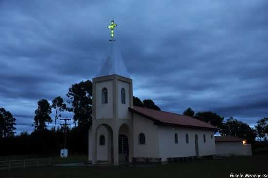 IGREJA -BAIRRO LAGOA,ZONA RURAL DE MONTE SANTO DE MINAS, POR GISELE MENEGASSE - MONTE SANTO DE MINAS - MG